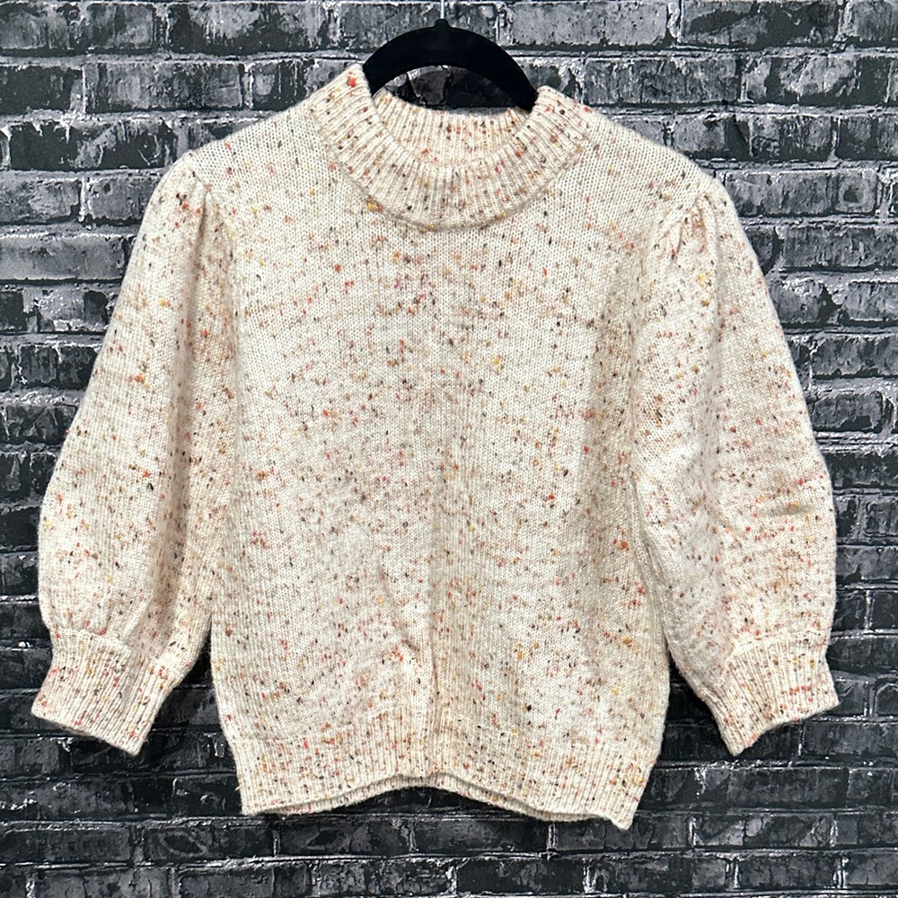BB Dakota by Steve Madden Speckled Knit Crewneck Sweater!